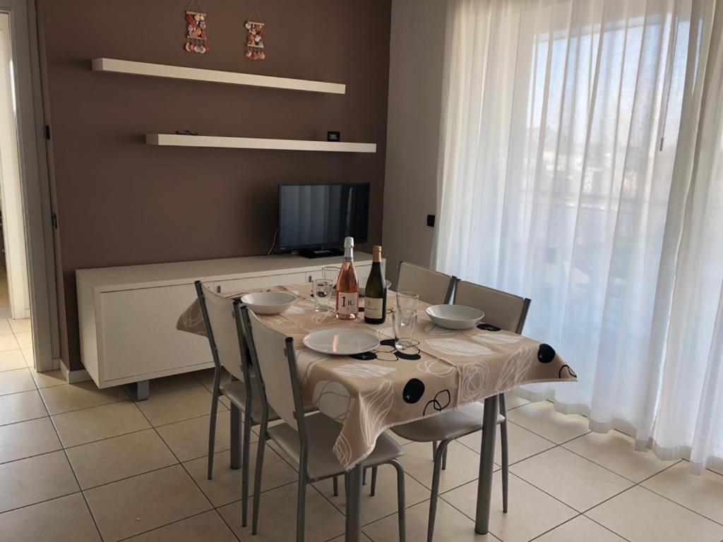 Brezza Da Mare Apartment Римини Екстериор снимка